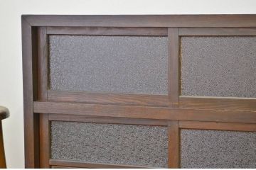 アンティーク家具　古い木のダイヤガラス収納棚(食器棚)