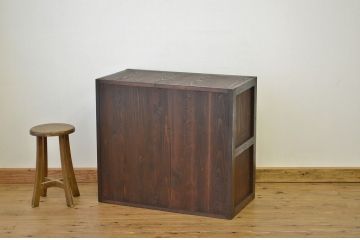 アンティーク家具　古い木のダイヤガラス収納棚(食器棚)