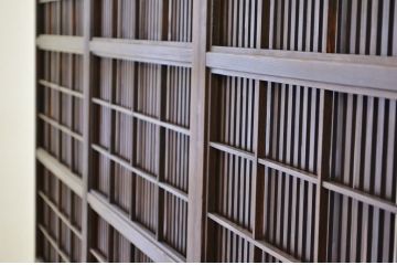 古民具　骨董　腰板欅の格子戸4枚セット(裏障子付き)