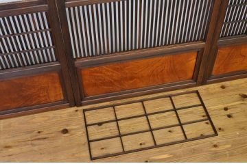 古民具　骨董　腰板欅の格子戸4枚セット(裏障子付き)