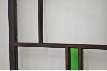 ★古い木の色ガラス入ドア(引き戸)