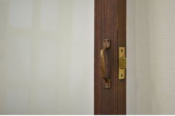 古い木のすりガラス入りドア1(ガラス帯戸、アンティーク)