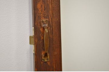 古い木のすりガラス入りドア1(ガラス帯戸、アンティーク)