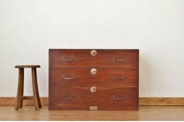 アンティーク家具　アンティーク前面欅のシンプルなチェスト?(たんす・箪笥)