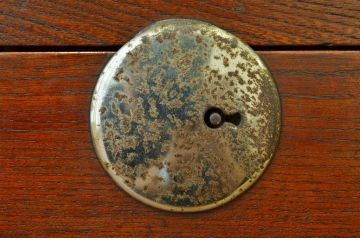 アンティーク家具　アンティーク前面欅のシンプルなチェスト?(たんす・箪笥)