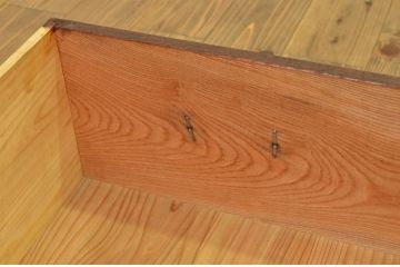 アンティーク家具　アンティーク前面欅のシンプルなチェスト?(たんす・箪笥)