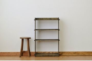 レトロ家具　アンティーク古い木のシンプルな本棚(飾り棚・昭和レトロ)