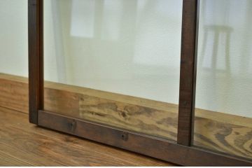 アンティーク 古い木のシックなガラス戸2枚セット(引き戸・建具)