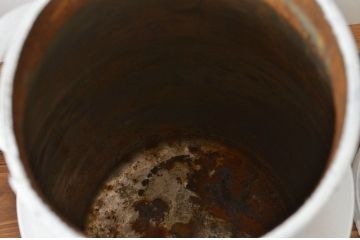 アンティーク 白いペイントのミルク缶・牛乳缶2個セット?昭和レトロ　シャビー