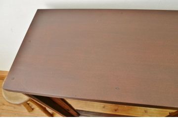 アンティーク家具　アンティーク 古い栗材の脚付き収納棚?