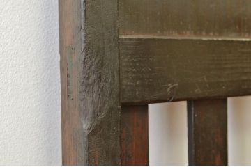 使い込まれたアンティーク格子帯戸(引き戸・扉)