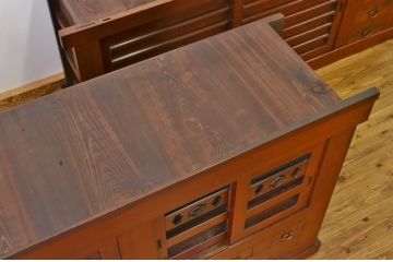 アンティーク家具　古民具 骨董 造りのとても良い変わり型水屋箪笥(のぼり付き)