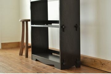 レトロ家具　アンティーク　ナラ材のシックな本棚(飾り棚)昭和レトロ
