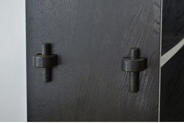 レトロ家具　アンティーク　ナラ材のシックな本棚(飾り棚)昭和レトロ