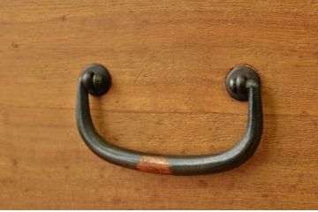 アンティーク家具　シンプルでとてもきれいな時代箪笥(アンティーク・たんす・チェスト)