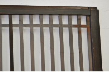 ★古民具・骨董 古い木のガラス入り格子引き戸(ガラス戸)
