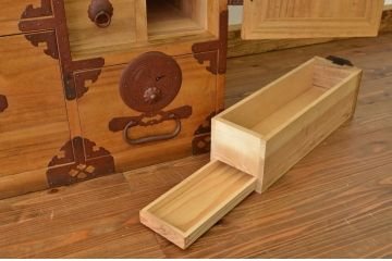 アンティーク家具　古民具・骨董 状態の良い最上箪笥(時代箪笥)