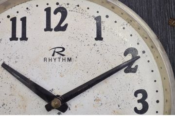 アンティーク雑貨　古いリズム(RHYTHM)掛時計