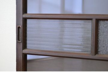 アンティーク　古い木のダイヤと銀モールガラスが入った窓2枚セット(引き戸、ガラス戸)