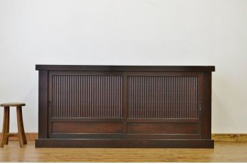 アンティーク家具　古民具・骨董 重厚な水屋箪笥サイドボード