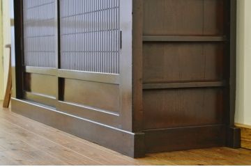 アンティーク家具　古民具・骨董 重厚な水屋箪笥サイドボード