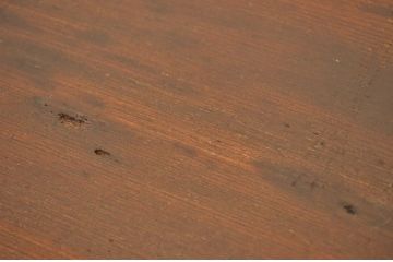 アンティーク家具　古い栓材の小ぶりな文机(片袖机・テーブル)