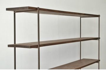 アンティーク家具　☆アイアンの薄型飾り棚(大)(陳列棚)