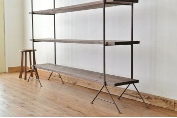 アンティーク家具　☆アイアンの薄型飾り棚(大)(陳列棚)
