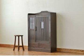 アンティーク家具　アンティーク 珍しいデザインの変わり型本箱(収納棚・書棚)