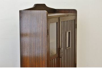 アンティーク家具　アンティーク 珍しいデザインの変わり型本箱(収納棚・書棚)