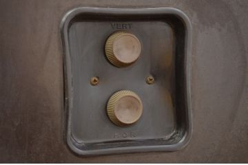 ジャンク品!古いナショナル真空管テレビF14-Q1