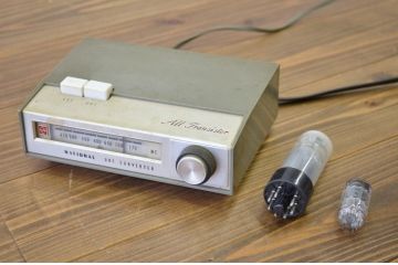 ジャンク品!古いナショナル真空管テレビF14-Q1