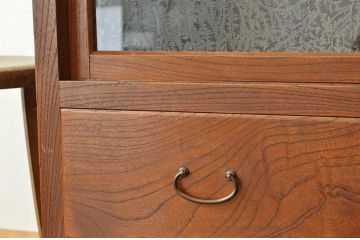 アンティーク家具　アンティーク　シックな欅の4杯引き出し収納棚(戸棚・小引き出し)