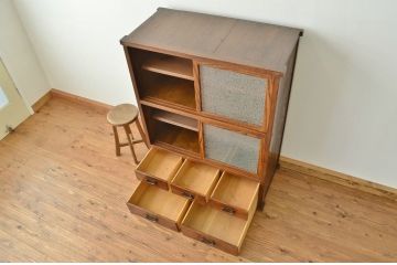 アンティーク家具　貴重な黒柿と前面欅の結霜ガラス収納棚(茶箪笥・アンティーク)