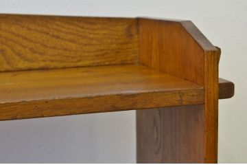 アンティーク家具　素敵なデザイン!古い栓材の象嵌入りアンティーク本棚(書棚・飾り棚)