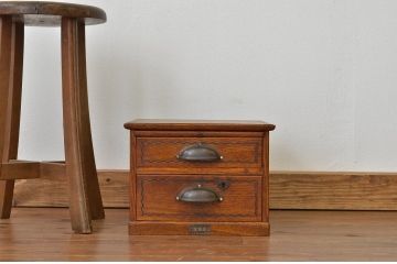 アンティーク家具　アンティーク 素敵な雰囲気の象嵌入り小引き出し(レターケース)