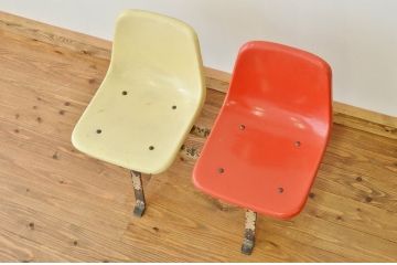 ●中古 イスのコトブキ 昭和レトロな2人掛けベンチ・ロビーチェア(長いす)