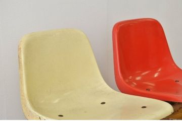 ●中古 イスのコトブキ 昭和レトロな2人掛けベンチ・ロビーチェア(長いす)