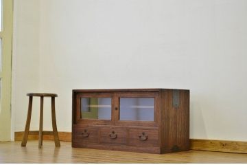 レトロ家具　昭和レトロ 古い桐製のアンティークローボード(箪笥・タンス、桐箪笥、桐たんす)
