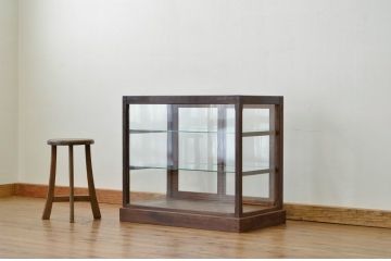 アンティーク家具　アンティーク 古い木のシンプルなガラスケース(ショーケース)