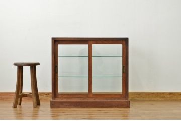 アンティーク家具　アンティーク 古い木のシンプルなガラスケース(ショーケース)