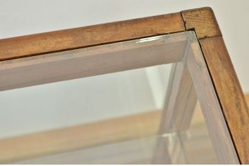 アンティーク家具　アンティーク 古い木のシンプルなガラスケース(ショーケース)