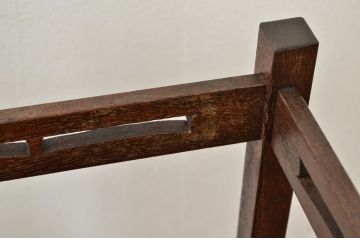 アンティーク 古い木のレトロな傘立て