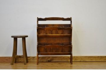 中古　カリモク製のスリッパラック