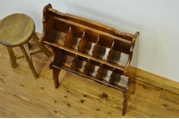 中古　カリモク製のスリッパラック