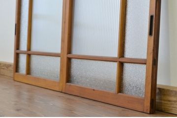 アンティーク　人気のモールガラスとダイヤガラスの引き戸2枚セット(ガラス戸)