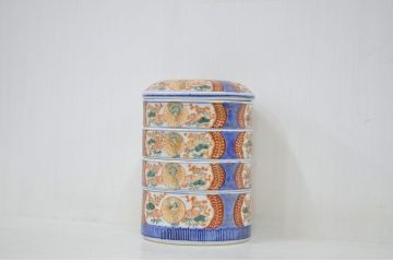 幕末〜明治!伊万里焼四段重(角富)