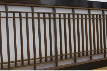 アンティーク　ガラス入り漆枠欄間2枚セット(明り取り)