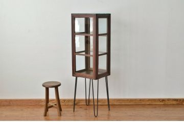 アンティーク家具　人気の縦型!古い木の鉄脚ガラスケース(ショーケース)