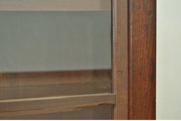 アンティーク家具　アンティーク 古い木の鉄脚付収納棚?